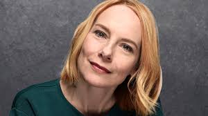 EXCLUSIVE: How 'Abundant Acreage Available' Paralleled Amy Ryan's Real Life 