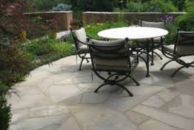 Flagstone patio has quite interesting design as decorative feature into patio paver style that installable based on diy ideas so that more affordable in cost to spend not to mention personal satisfaction. Fly Your Flag For Flagstone 9 Flagstone Patio Ideas You Ll Love