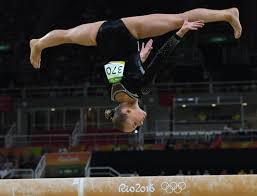 Dankzij deze 2 'geheimen' staat turnster lieke wevers uit oldenzaal in de top van de lezerstour. Sanne Wevers Krijgt Olympische Balk Cadeau Sport Gelderlander Nl