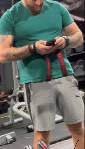 Spy Bulge Exposed - Secret Public Bulge Reveals