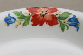 Original oak plate with a floral slash pattern. 40s Vintage Harker China Hotoven Oven Proof Pottery Pie Plate Blue Red Ruffled Tulip Floral