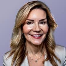 Deana Douglas's Instagram, Twitter & Facebook