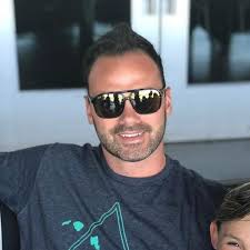 Jennifer James and Michael Utermoehl's Wedding Website