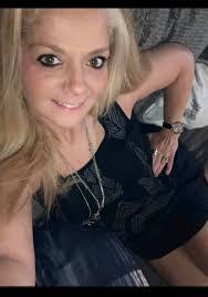 Christine Fender's Instagram, Twitter & Facebook