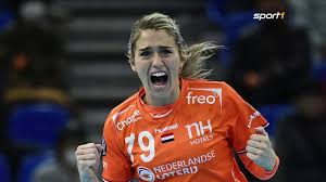 See more of estavana polman on facebook. Estavana Polman Frau Von Van Der Vaart Wird Mit Den Niederlanden Weltmeisterin