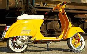 Https Www Vespafarben De Fotos Vespa V50 Special Ral 1037 Sonnengelb Vintage Vespa Vespa Motorroller