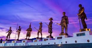 Pasar ini ada diantara petchkasem road sampai dengan jalur kereta. 10 Best Places To Visit In Hua Hin For All Travelers In 2021
