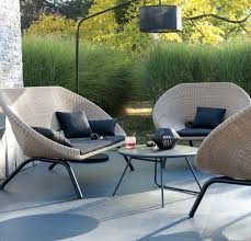 Avec un canapé, une table basse et un ou plusieurs fauteuils, votre jardin ou votre terrasse deviennent beaucoup plus agréables à vivre. Salon Blooma Loa Nova Gartengarnitur Naturfarben Castorama