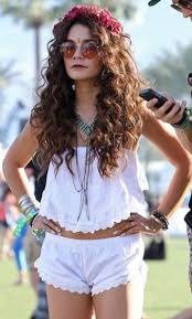 15 Perfect Festival Flower Crown Looks Society19 Coachella Fashion Coachella Celebrities Coachella Outfit
