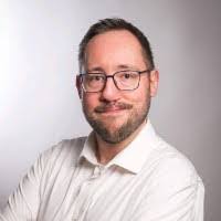 Daniel Tigges's Instagram, Twitter & Facebook