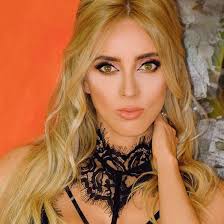 Dulce Sandoval (@dulcesandoval01)