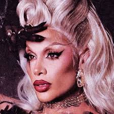 GRAG QUEEN (@gragqueen) • Instagram photos and videos