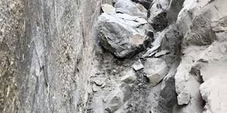 Substitute drill for a large brace for 1800's style work. Rock Splitting Rfc