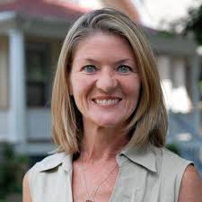 Michelle Baert's Instagram, Twitter & Facebook