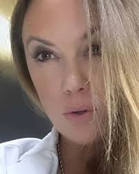 Kim Chronister's Instagram, Twitter & Facebook