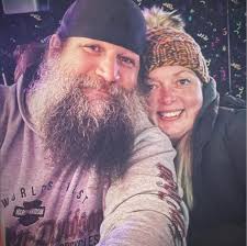 New Law in Michigan: Safe Distance from Tow/Salt Trucks