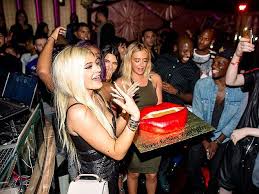 Kim Kardashian Jennifer Lopez Justin Bieber The Best Celebrity Birthday Cakes Kylie Jenner Kylie Jenner Birthday Kylie