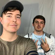 220 9 Xil Moy Aresei 2 823 Sxolia Mrbeast Mrbeast Sto Instagram Guys Mom S New Credit Card Came In A In 2020 Famous Youtubers Best Youtubers Youtube Memes