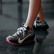 Insidesneakers Nike X Off White Vapor Street Black Fuchia Cd8178 001 In 2020 Nike Womens Sneakers Latest Sneakers