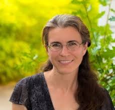 Arwen Spicer's Blog: Diary of a Readerly Writer (and Writerly Reader)