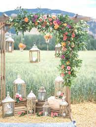 79 Unique Wedding Decorations Outdoor Ideas For Every Budget Weddingdecorations Weddingdecoration Casamento Rustico Casamentos Ao Ar Livre Wedding Decor