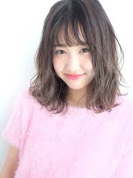 前髪あり 抜け感 ミディアム 愛され ヘアスタイルや髪型の写真 画像 前髪 前髪あり ミディアムボブ