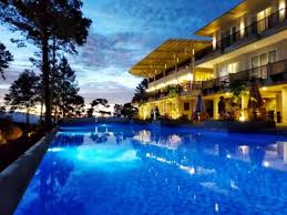 Merangkum dari laman reservasi online traveloka.com, tribuntravel merangkum daftar hotel murah di bukittinggi, sumatera utara. 10 Best Bukittinggi Hotels 2021 Preferred Hotels Free Cancellation