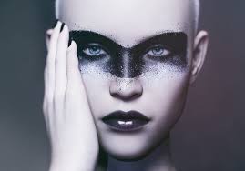 Mega Trends Fall Winter 2020 21 Futuristic Makeup Makeup Trending