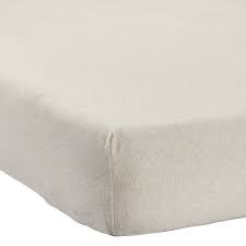 Un drap housse de qualité est indispensable pour une bonne nuit de sommeil. Drap Housse Beige Chine Uni En Jersey 140x200cm Tex Home Le Drap Housse A Prix Carrefour