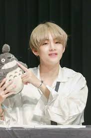 Editing Blue Eyes Kim Taehyung Selebritas Selebriti Fotografi Tempo Dulu