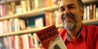 Um mergulho no tsunami criativo de Marcelo Xavier