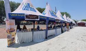 Edukasi Manfaat Makan Ikan dan Bazar