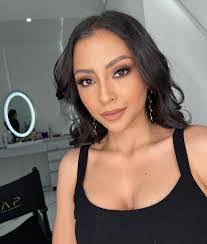 Cassandra Chavez's Instagram, Twitter & Facebook