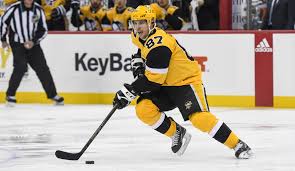 Born in halifax, canada, the 32 years old star player was drafted #1 during the 2005 nhl entry draft and is considered one of the best hockey players of all time. Sidney Crosby Back For Penguins Vs Wild Prohockeytalk Nbc Sports