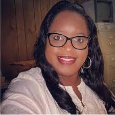 Antoinette Hampton's Instagram, Twitter & Facebook