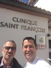 Il traite les pathologies liées à l'appareil urinaire et. Dr Regis Lengert Publicacoes Facebook