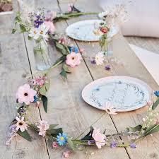 A garden theme is a fresh, romantic way to dress up your homecoming or prom venue. Garden Party