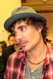 Carrie Beaumont (CarrieBeau86)