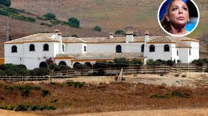We did not find results for: Cantora Nos Colamos En La Finca Mas Famosa Y Polemica