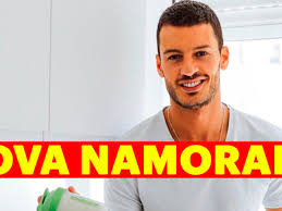 Ruben rua esteve no programa da cristina e desvendou como está o namoro com amanda amorim. Ruben Rua Tem Nova Namorada Foi Apanhado Aos Beijos Dioguinho Blog