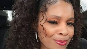 Sonia Downey's Instagram, Twitter & Facebook