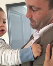 Dad shaves beard and confuses son