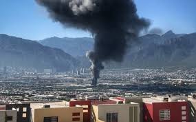 En videos publicados en las redes sociales se aprecia un. Con Mas De 100 Elementos De Rescate Controlan Incendio En Monterrey Noticias Vanguardia