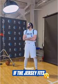 Anthony Davis Joins Dallas Mavericks: A New Era Begins