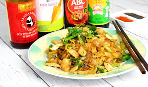 Pad See Ew Recipe (Thai Stir Fried Noodles)