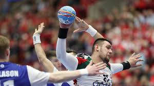Egy pontra lett volna szüksége a magyar válogatottnak ahhoz, hogy az olimpiai selejtezőre jusson, de nem sikerült. Ferfi Kezilabda Eb Gulyas Istvan Hazudnek Ha Azt Mondanam Hogy Gondolt Erre Valaki Infostart Hu