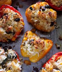 Il Sorriso Vien Mangiando Peperoni Ripieni Di Riso Con Tonno Olive E Capperi Dieta Mediterranea Si Grazie