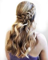 These pretty hairdos will look flawless at any wedding. Gorgeous Waves With Boho Braid Hairstyle Perfect For Beach Wedding
