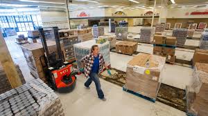 Bank of america branch & atm: Puyallup Food Bank Desperate For Food Help And A Building Tacoma News Tribune