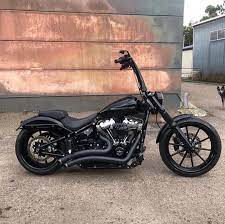 Jerkstunts Com Harleydavidsonchoppers Harley Davidson Motorcycles Harley Davidson Breakout Custom Harley Bikes